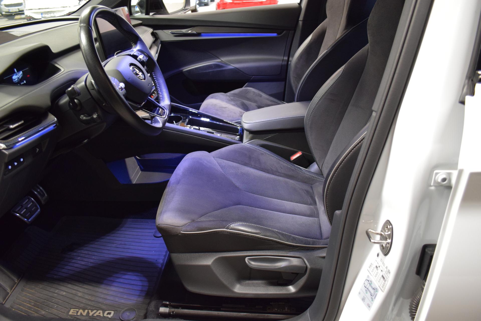 SKODA Enyaq 2022