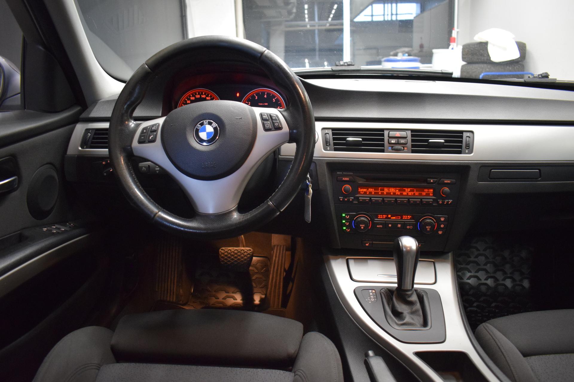 BMW 325 2006