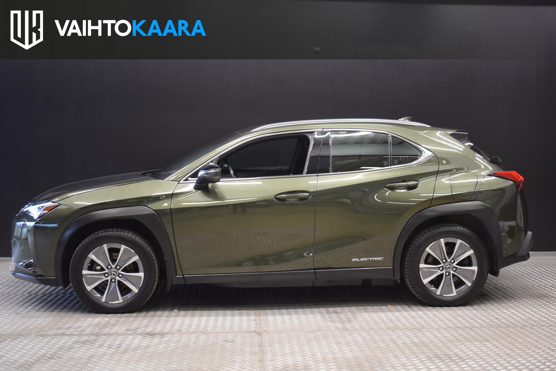 LEXUS UX 2022