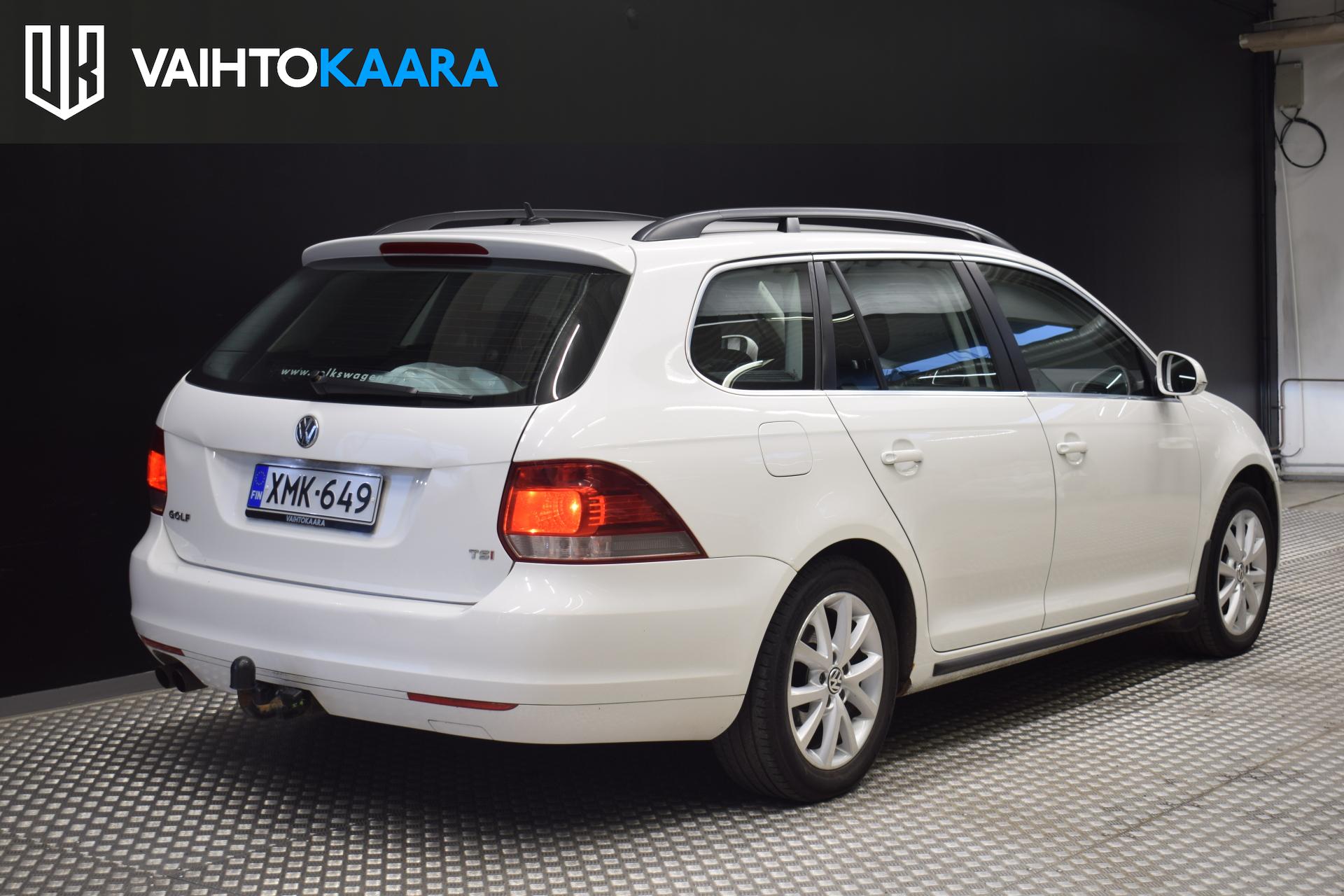 VOLKSWAGEN Golf 2012