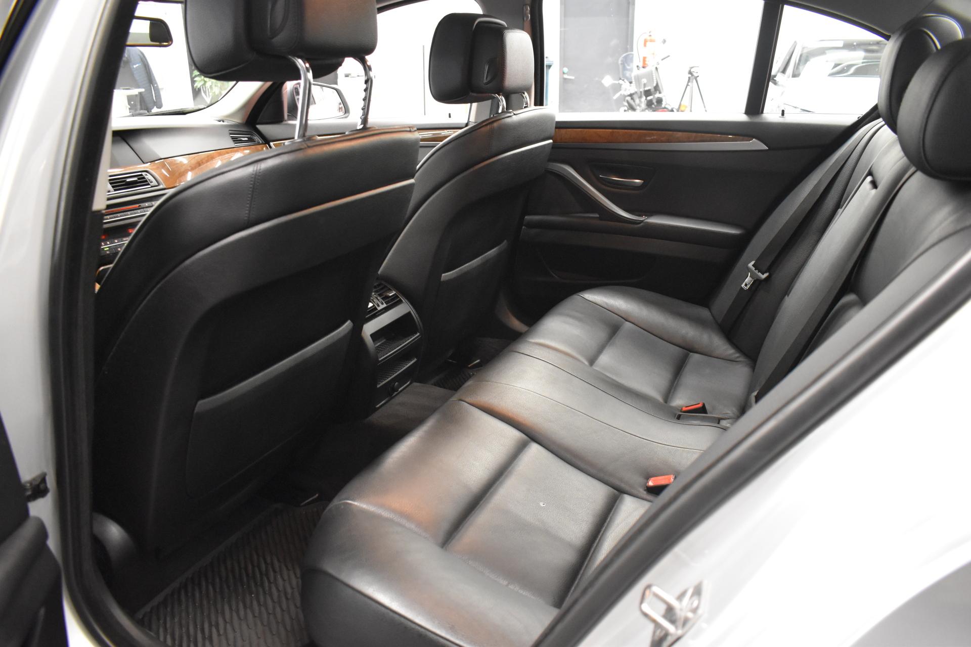 BMW 520 2012