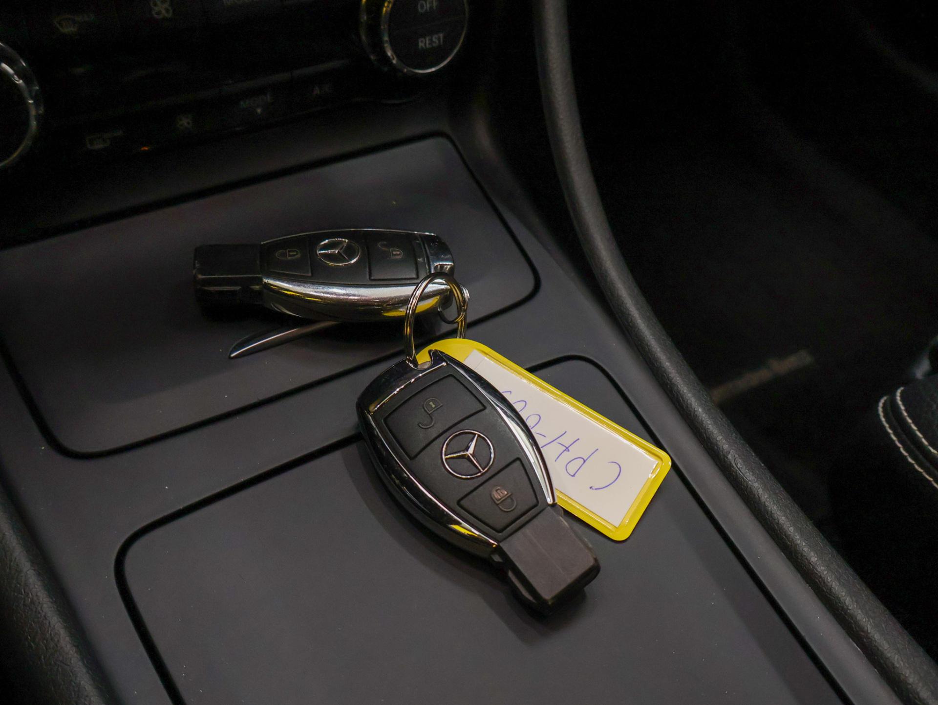 MERCEDES-BENZ CLA 2016
