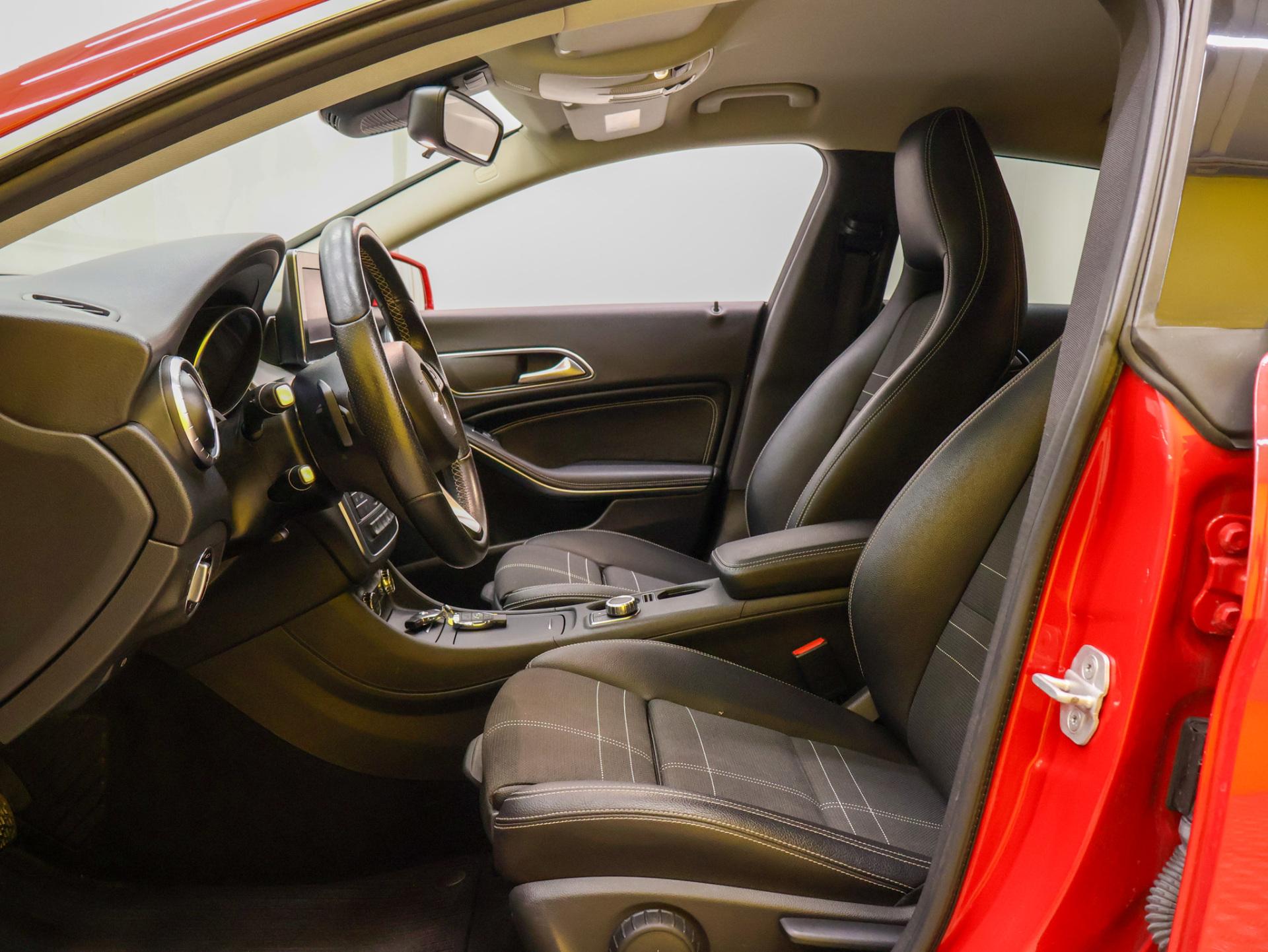 MERCEDES-BENZ CLA 2016