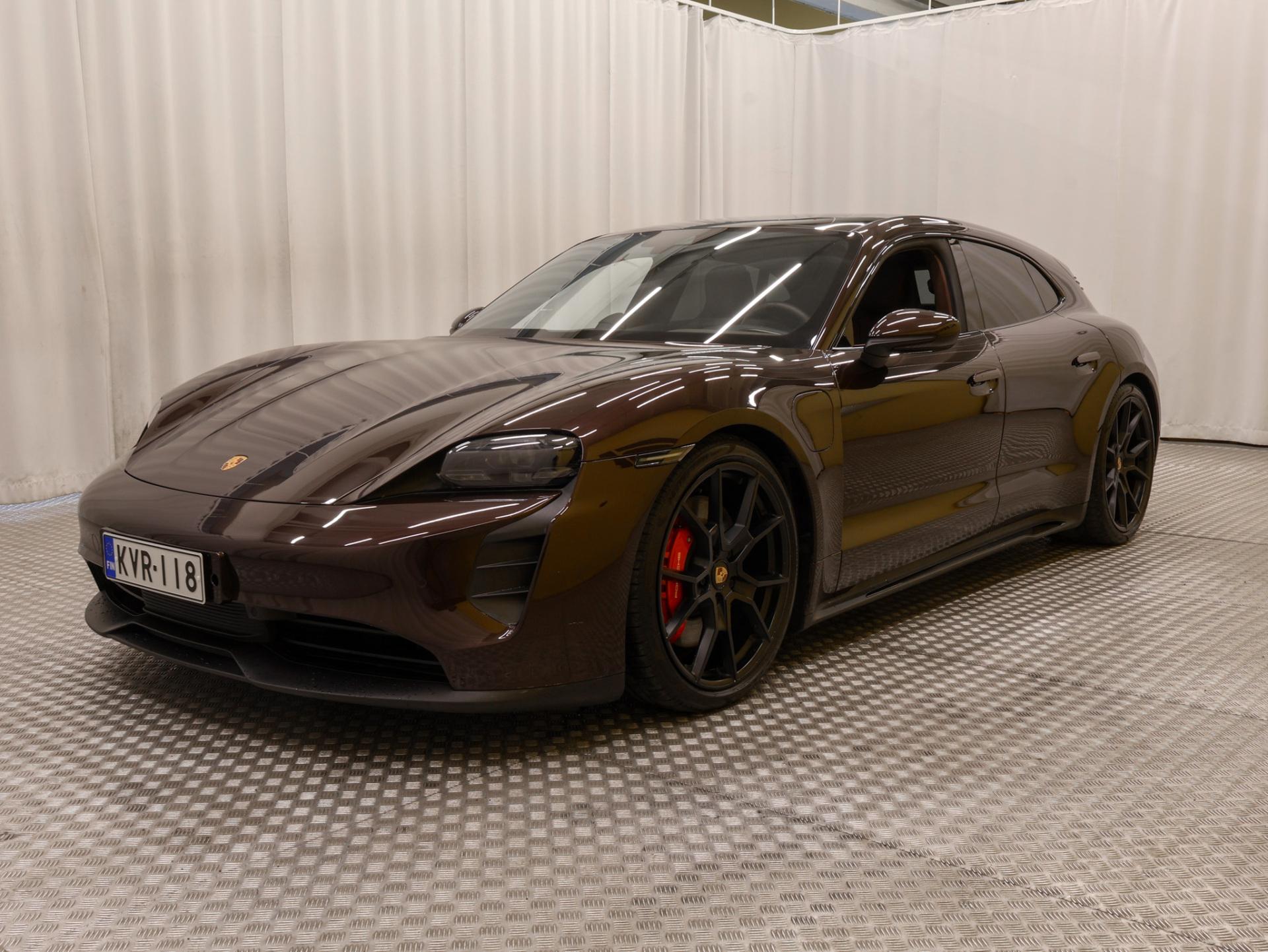 PORSCHE Taycan 2022