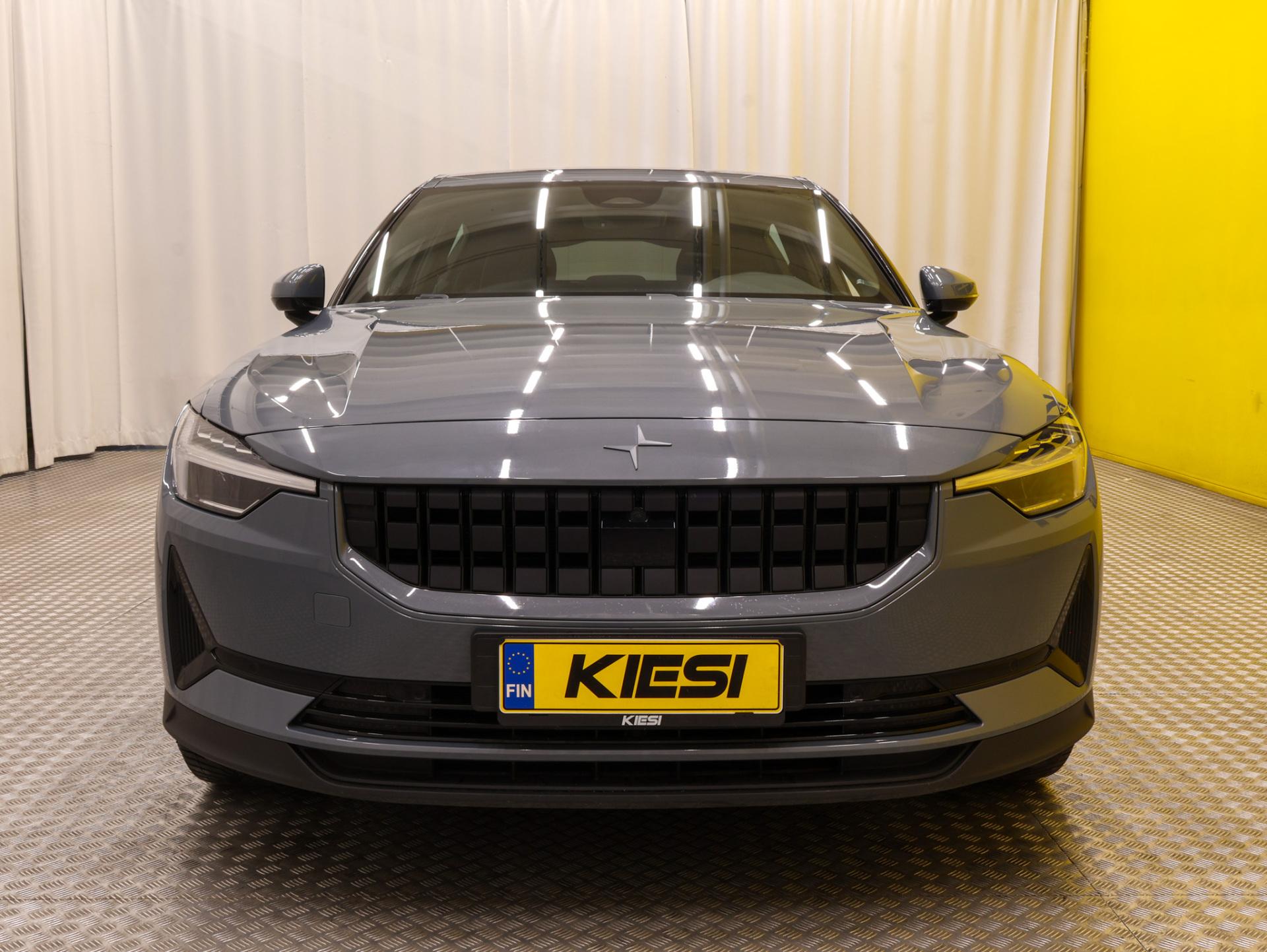 POLESTAR 2 2023