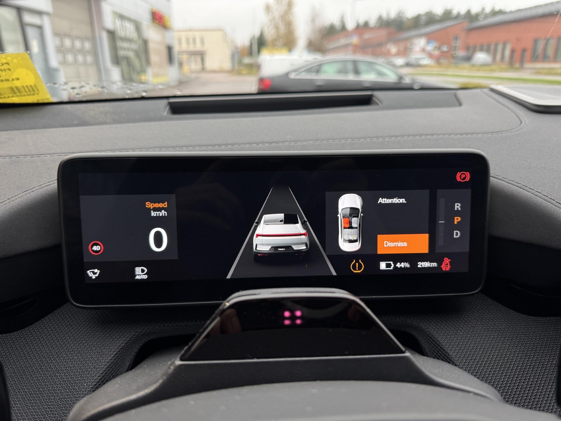 POLESTAR 4 2025
