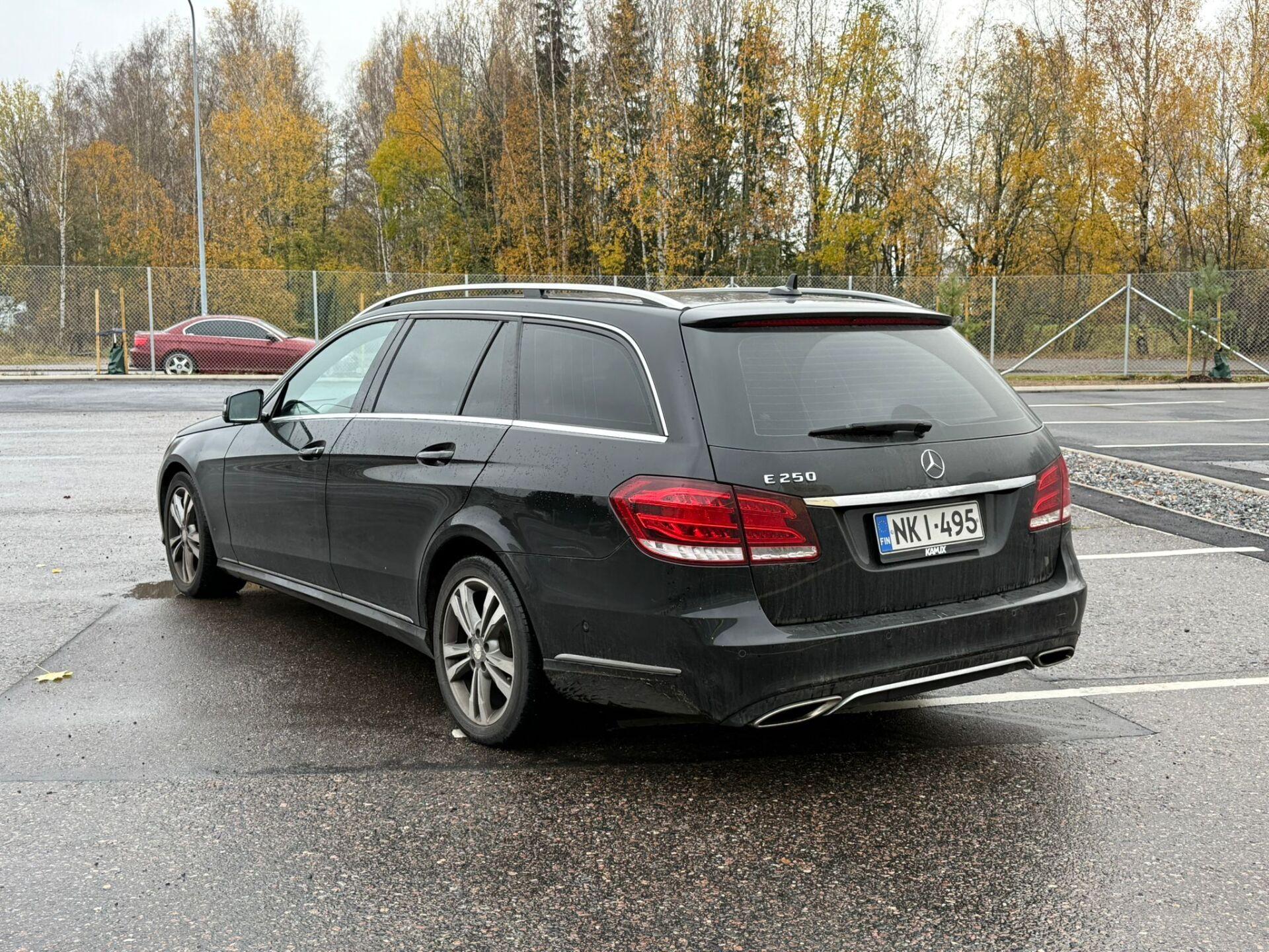 MERCEDES-BENZ E 2013