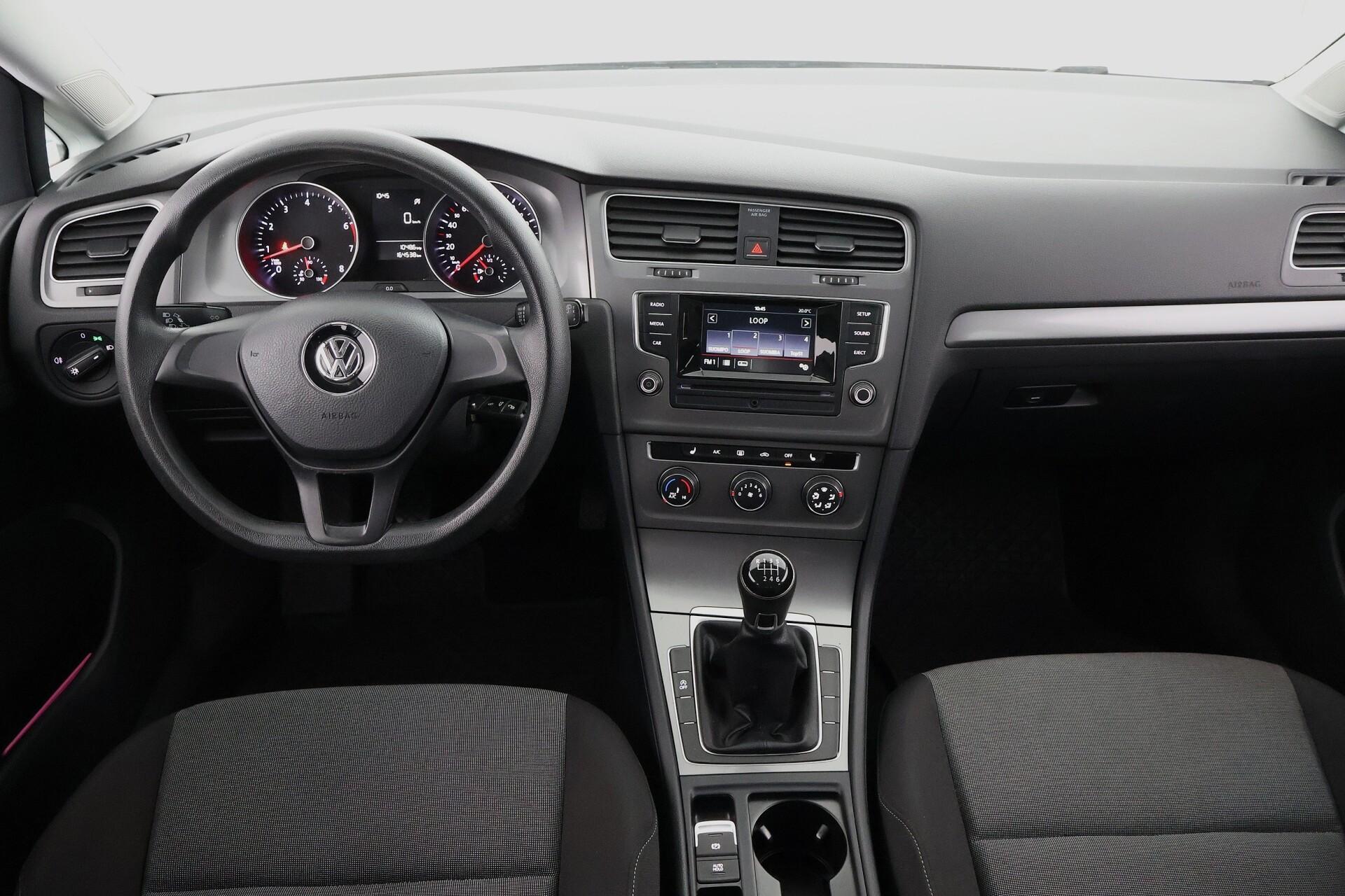 VOLKSWAGEN Golf 2013