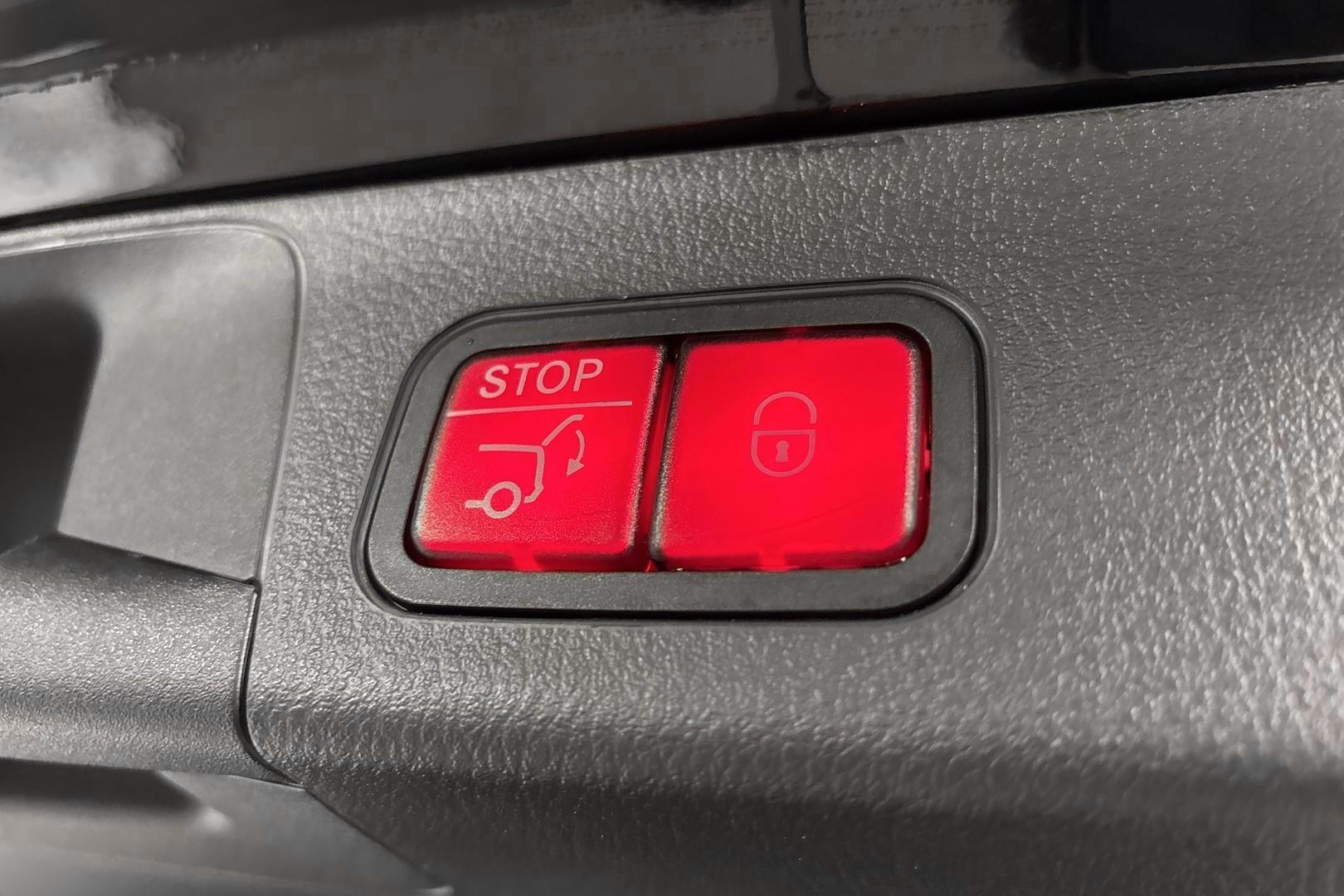 Mercedes-Benz EQB 2025