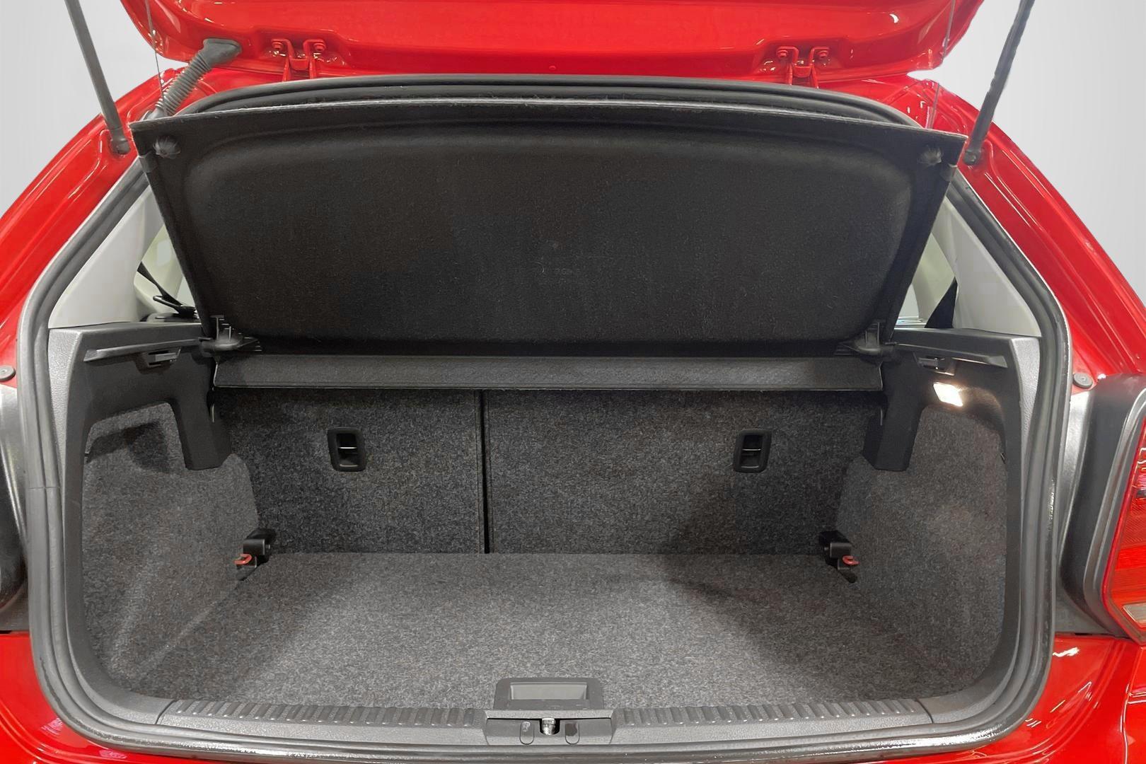 VOLKSWAGEN POLO 2017