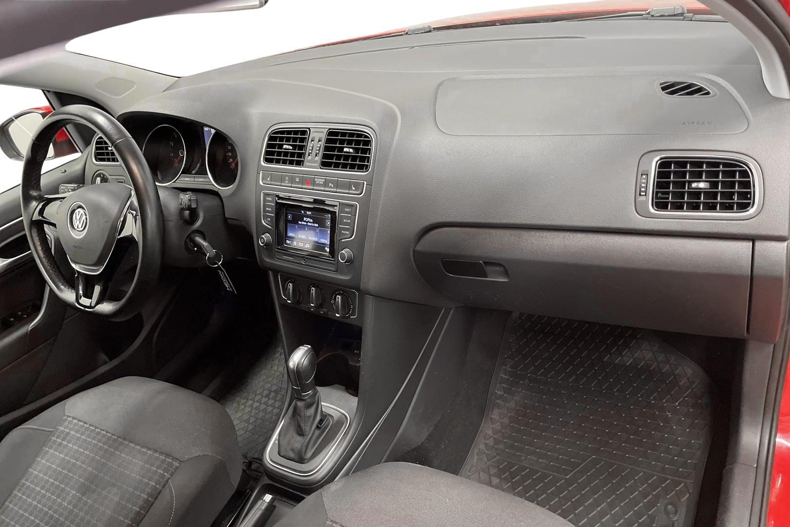 VOLKSWAGEN POLO 2017