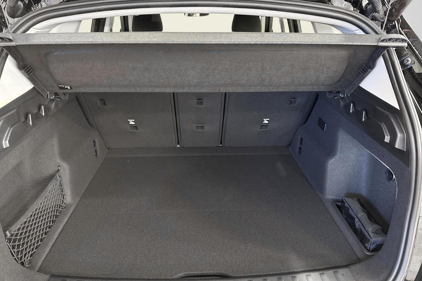 BMW iX1 2025