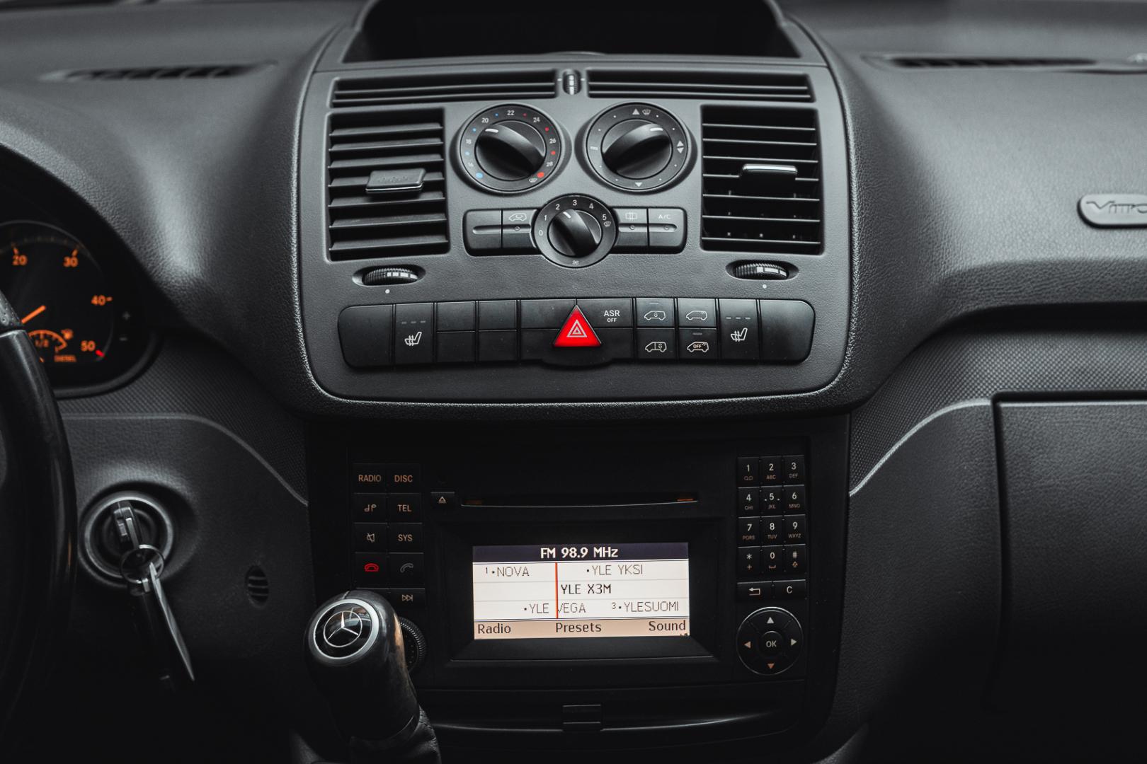 MERCEDES-BENZ Vito 2012