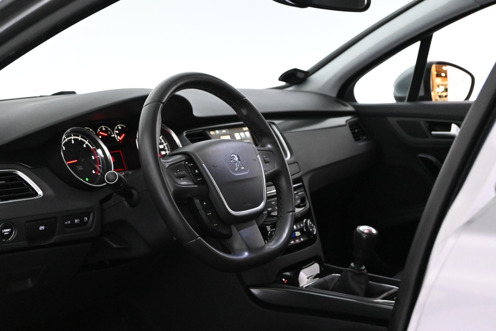 PEUGEOT 508 2017