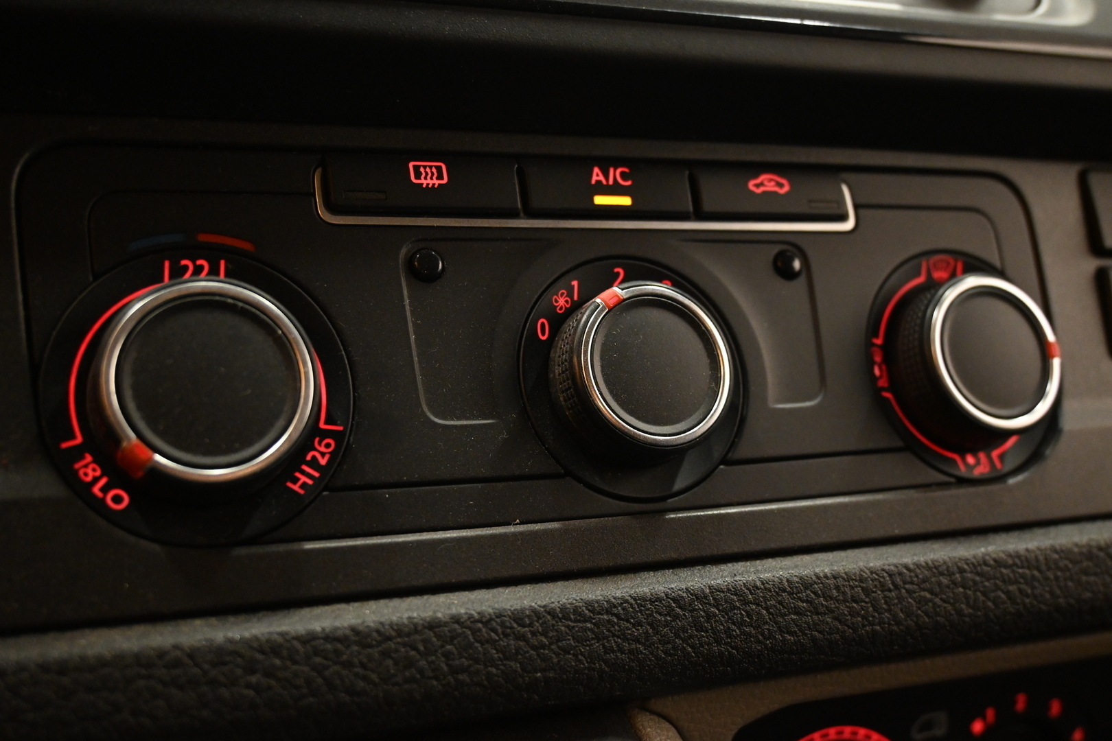 VOLKSWAGEN Transporter 2017