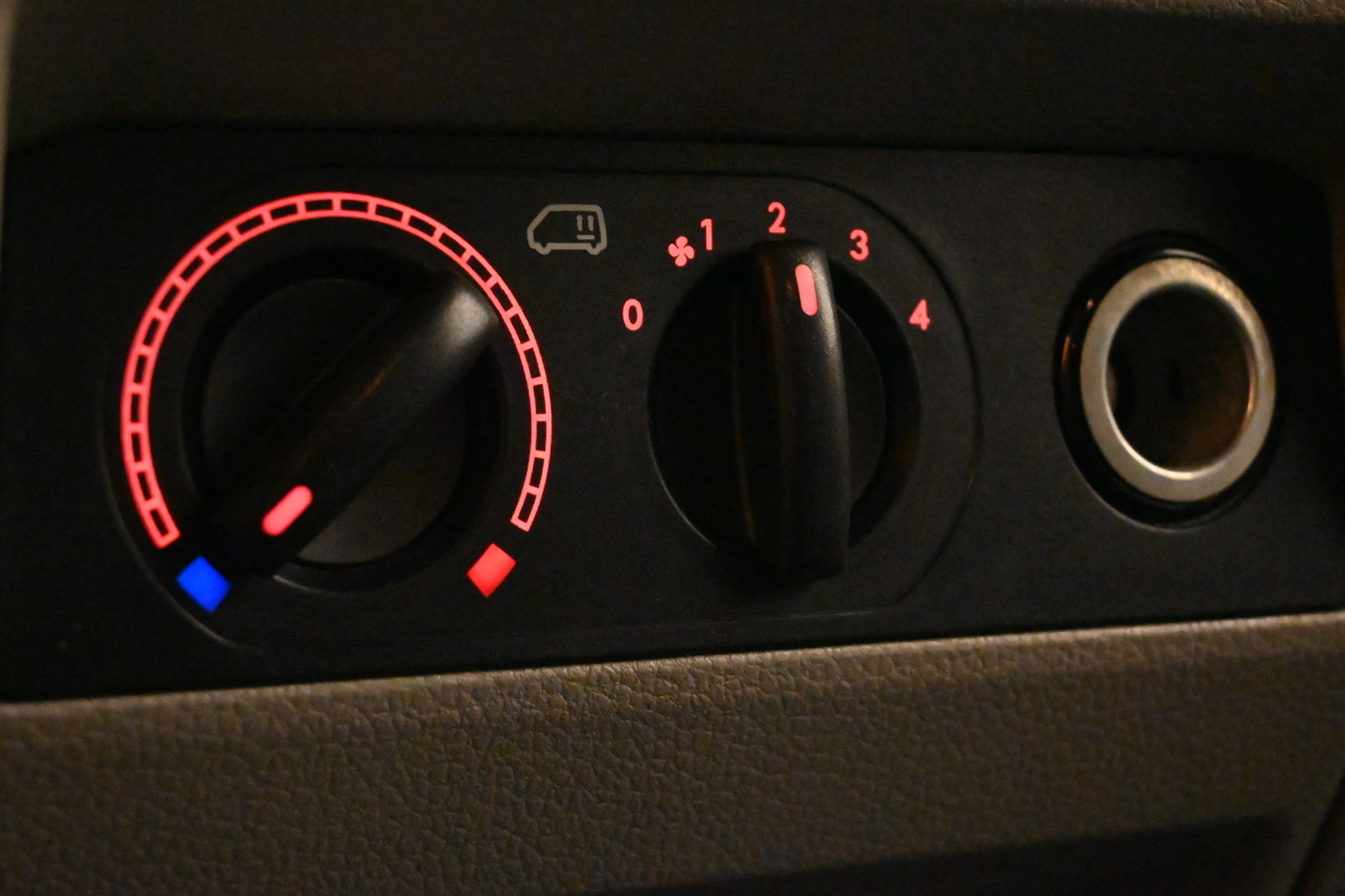 VOLKSWAGEN Transporter 2017