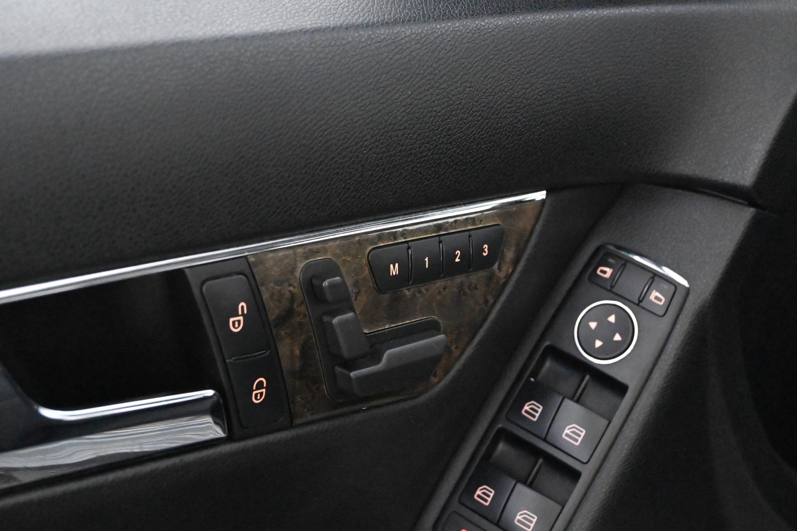 MERCEDES-BENZ C 2008