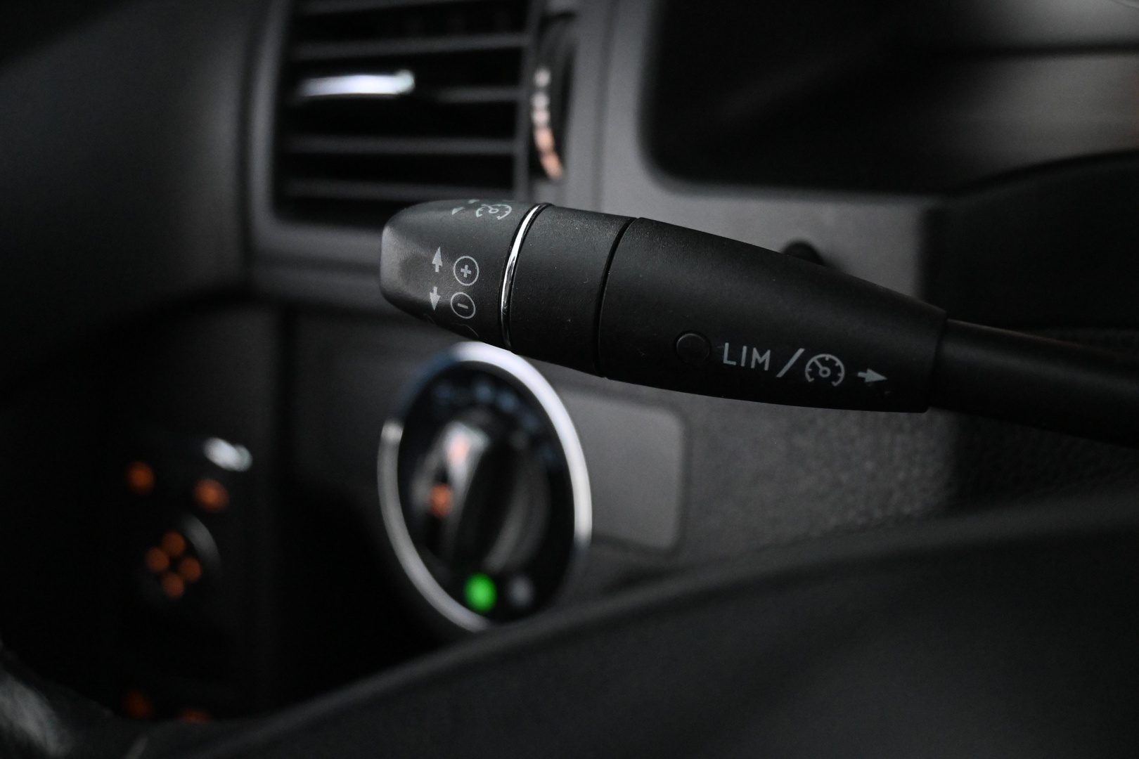 MERCEDES-BENZ C 2008