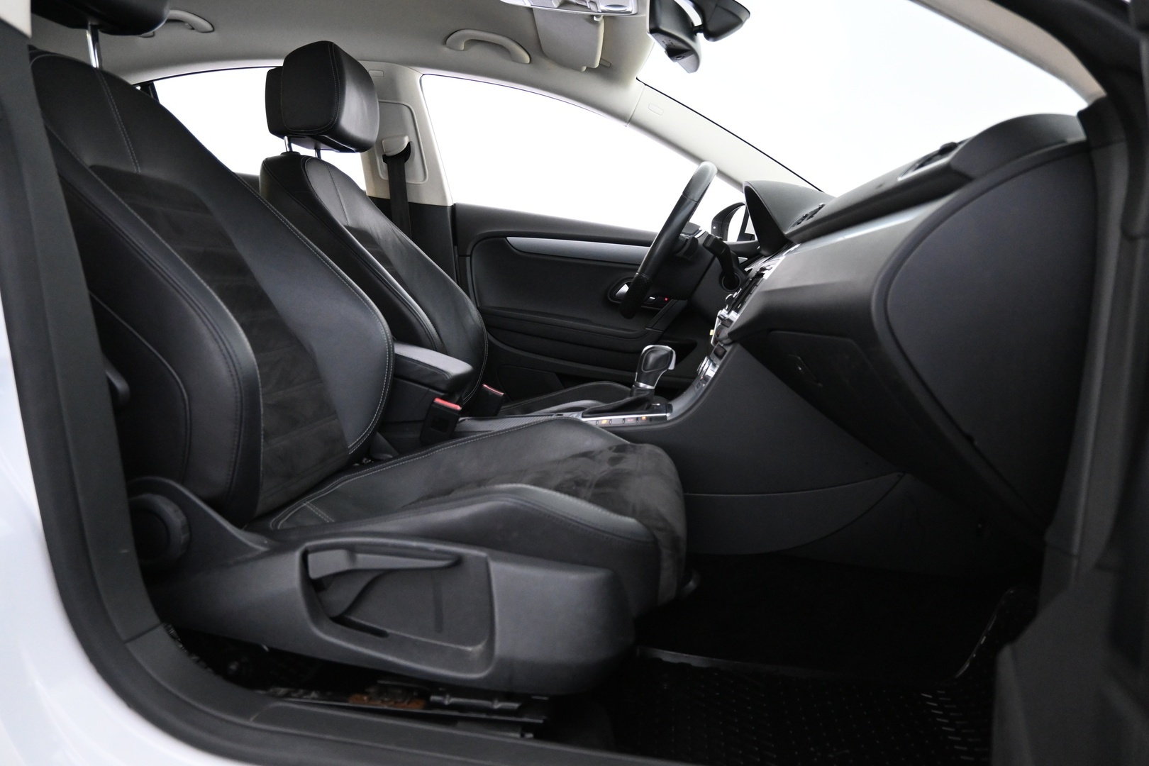 VOLKSWAGEN PASSAT CC 2015