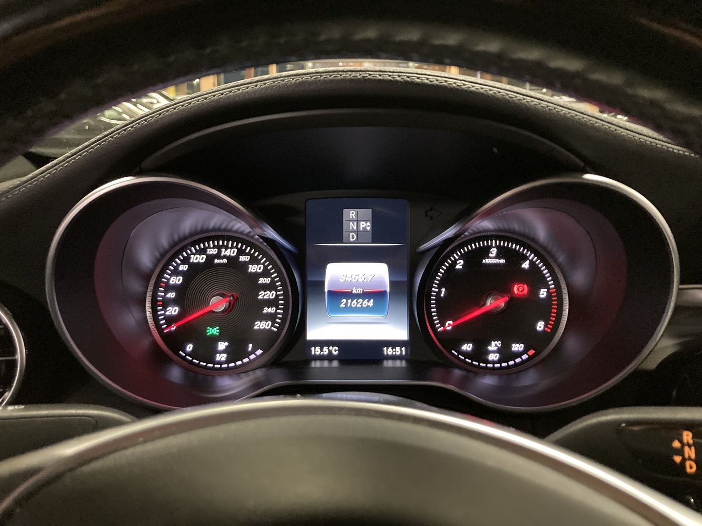 MERCEDES-BENZ C 2015