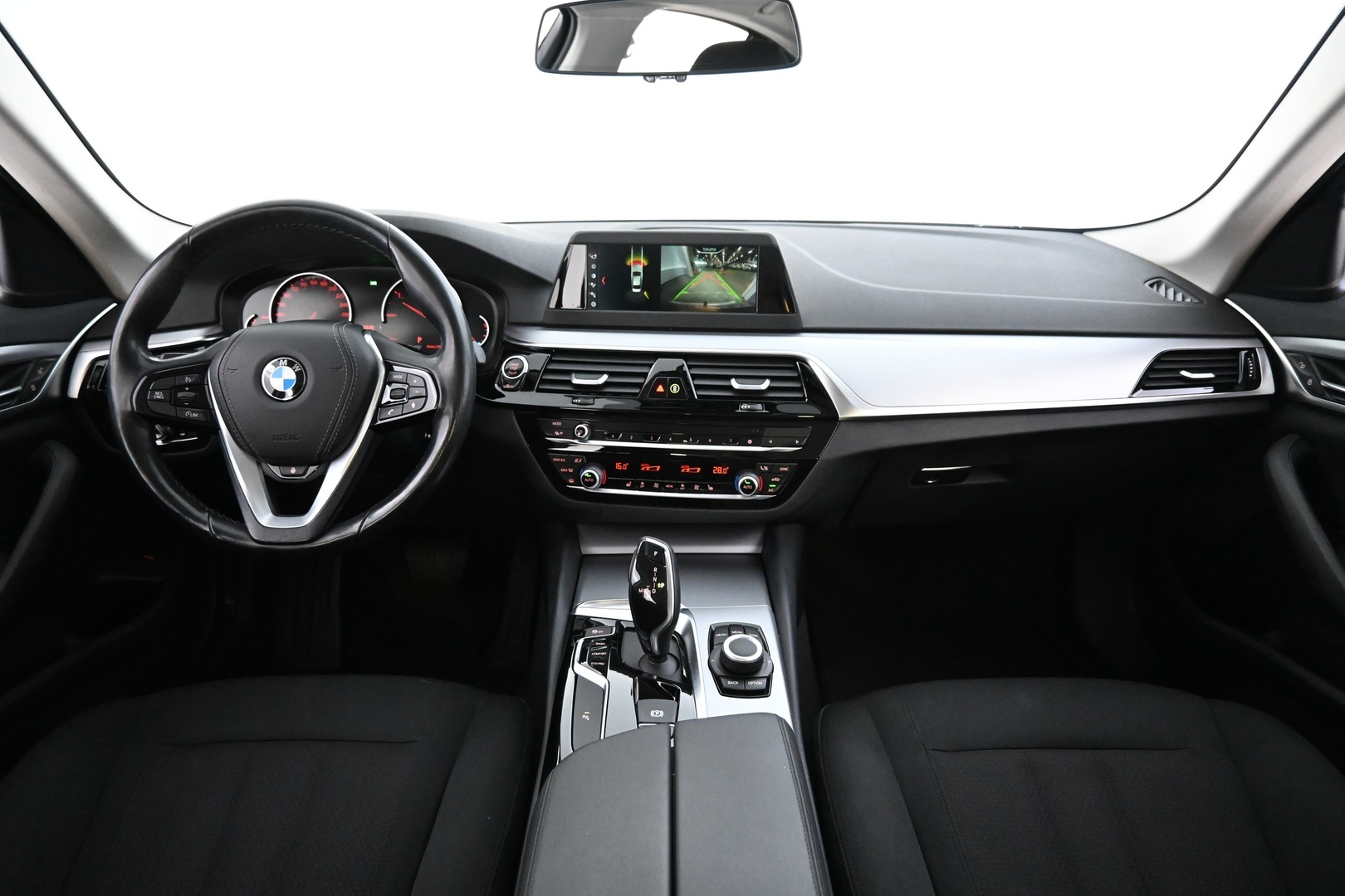BMW 518 2019