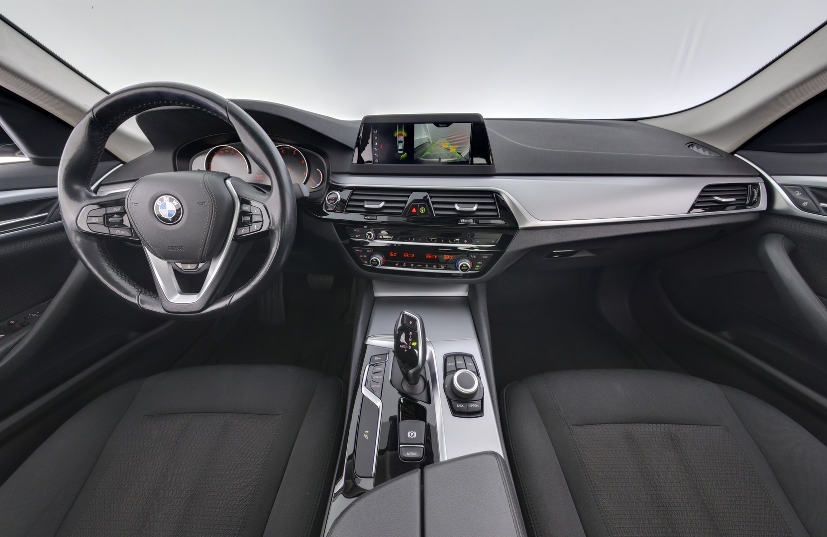 BMW 518 2019