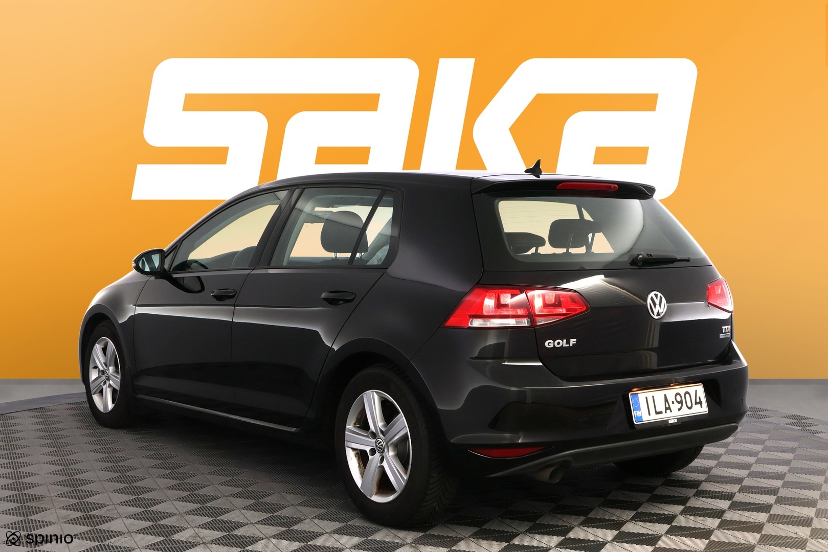 VOLKSWAGEN Golf 2013