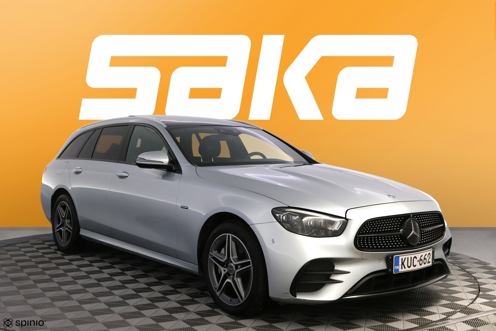 MERCEDES-BENZ E 2021