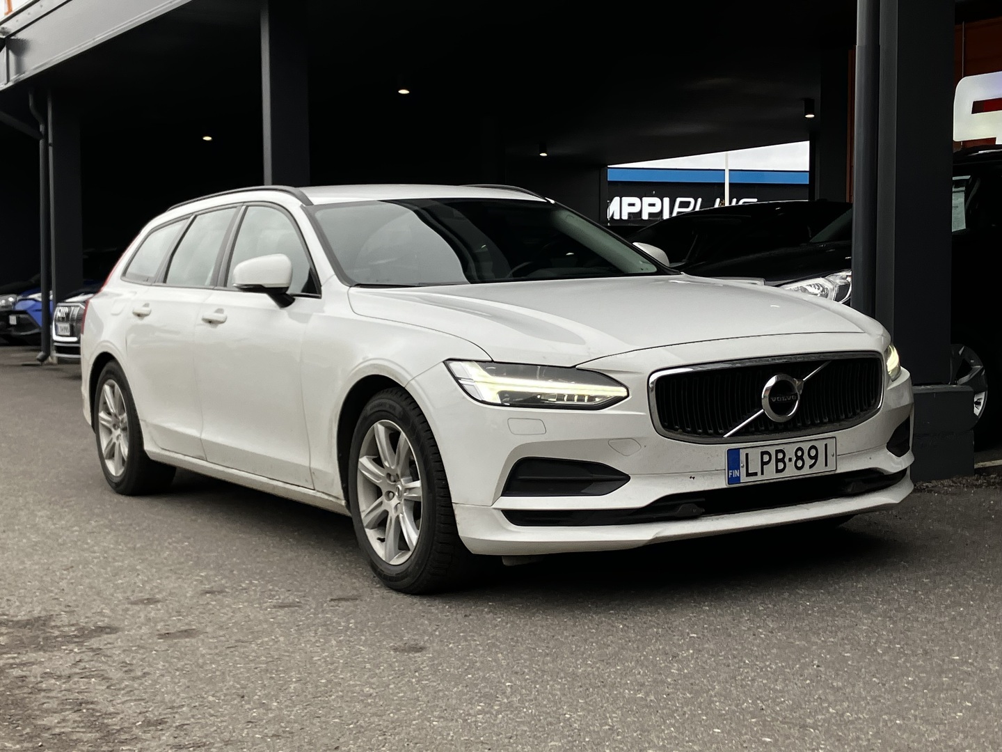 VOLVO V90 2017