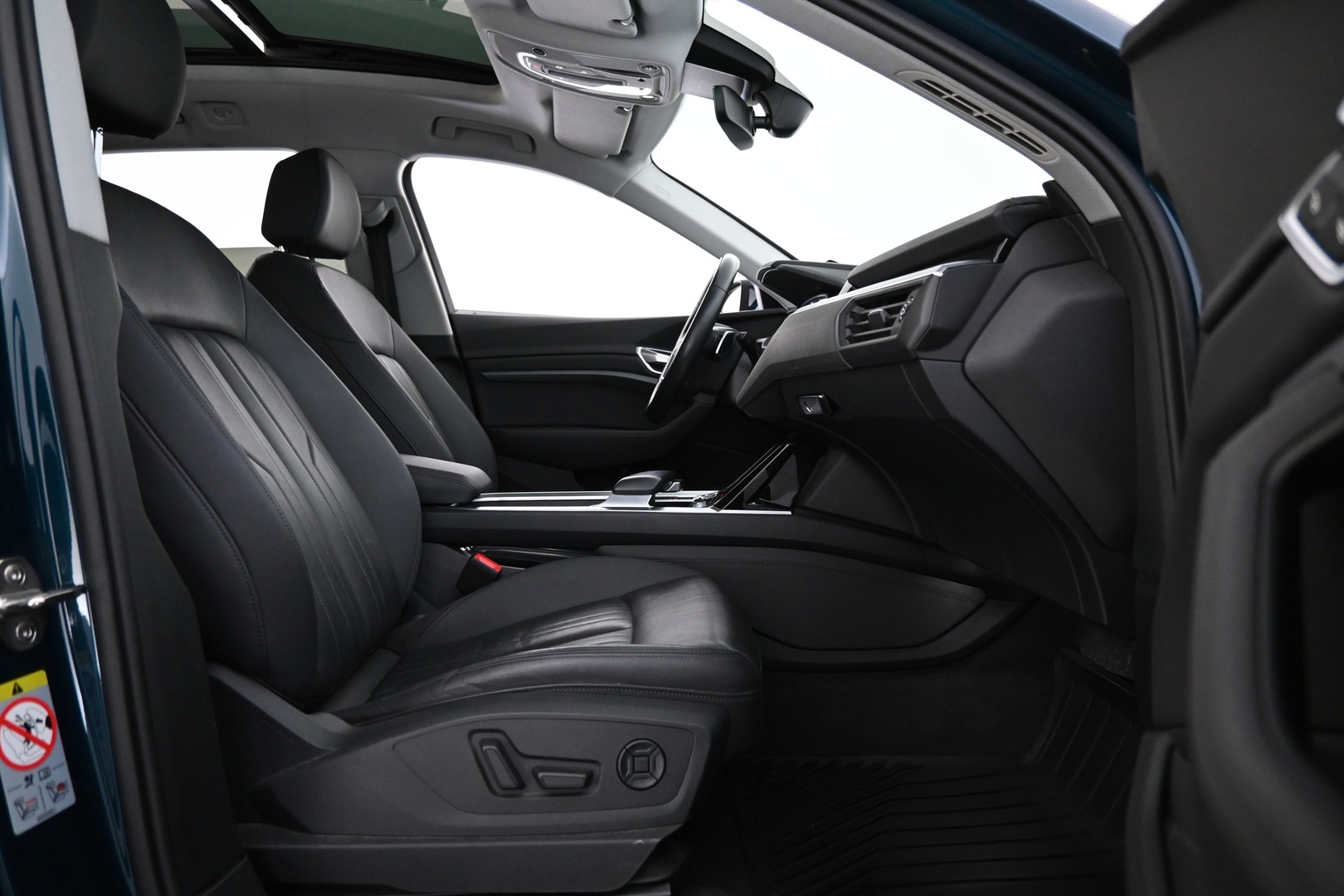 AUDI e-tron 2019
