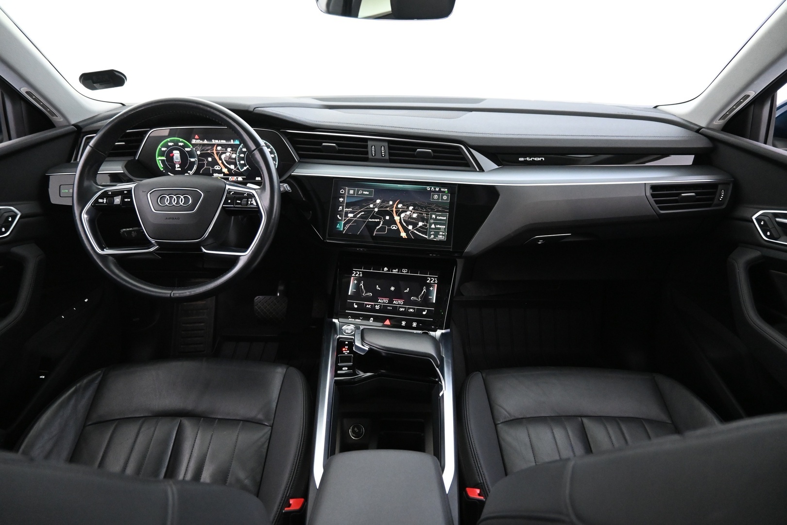 AUDI e-tron 2019