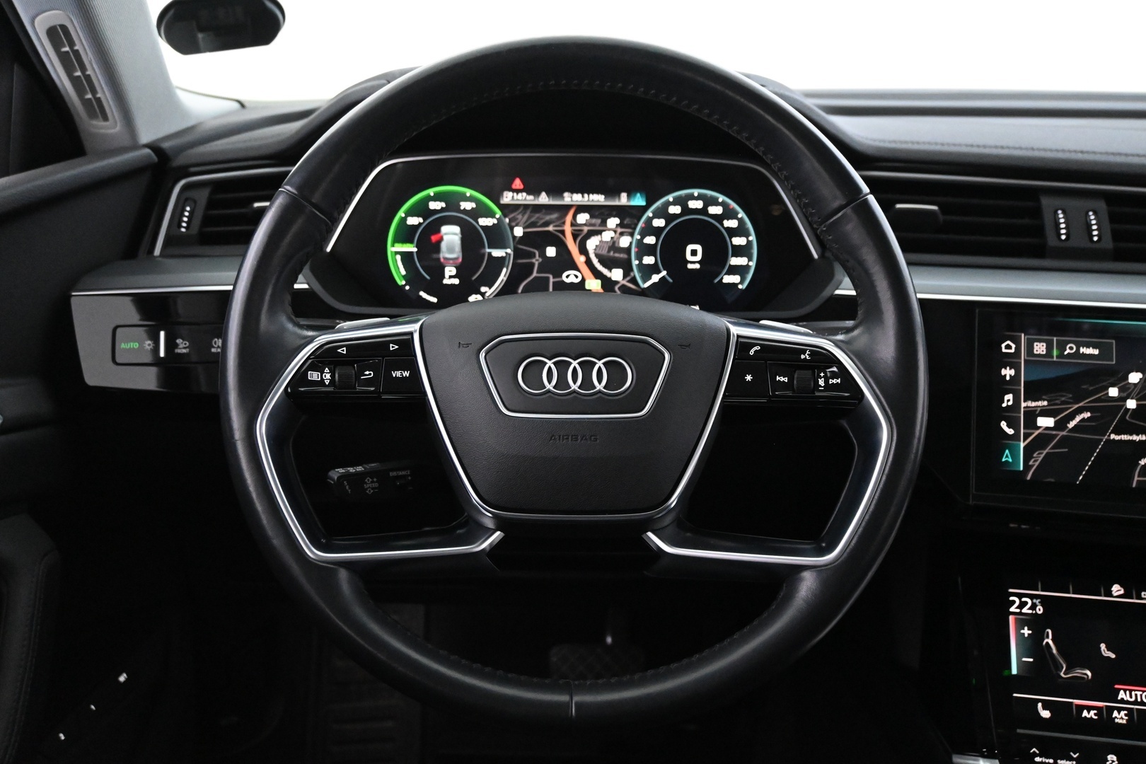 AUDI e-tron 2019