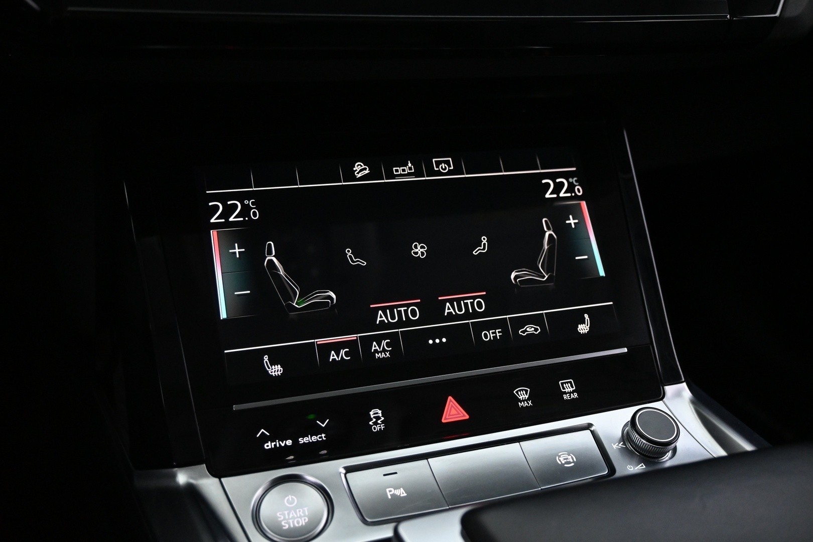 AUDI e-tron 2019