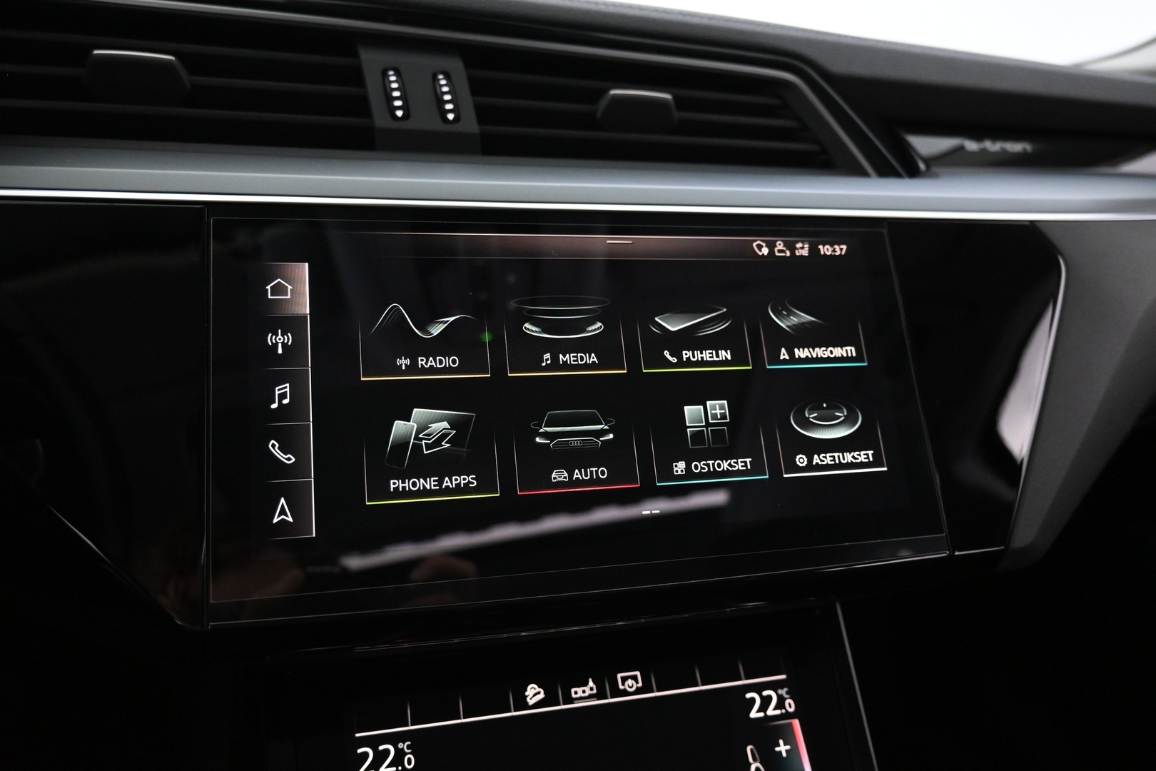 AUDI e-tron 2019