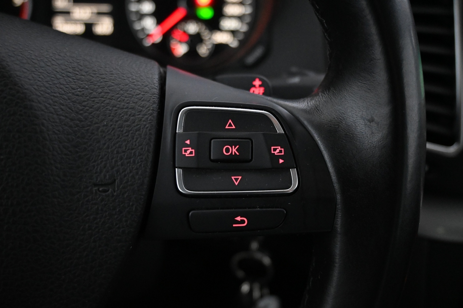 VOLKSWAGEN Sharan 2012