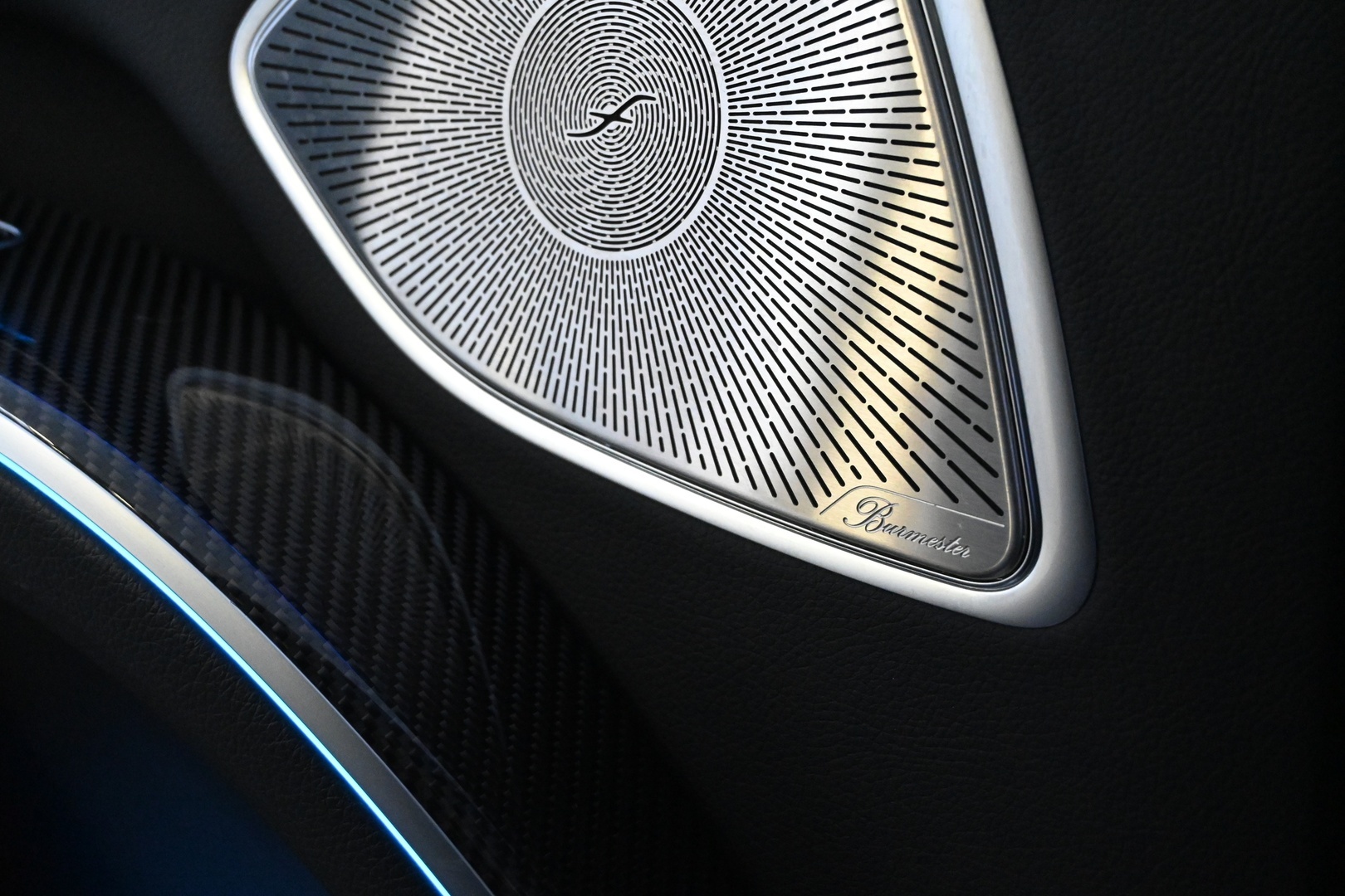 MERCEDES-BENZ EQS 2022