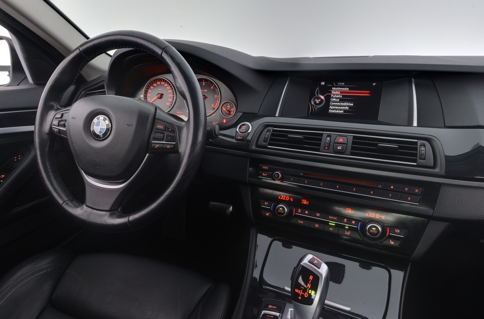 BMW 518 2016