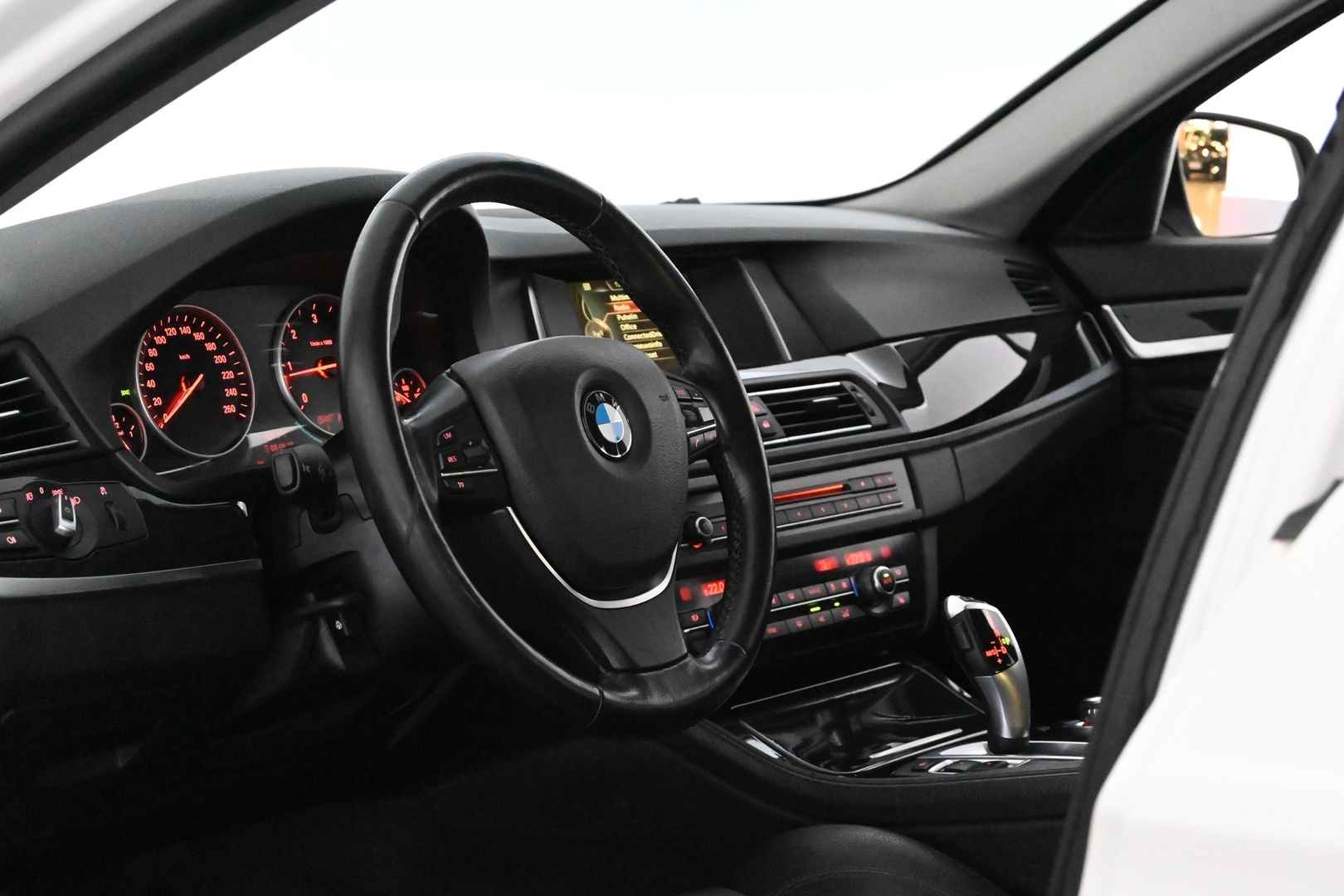 BMW 518 2016