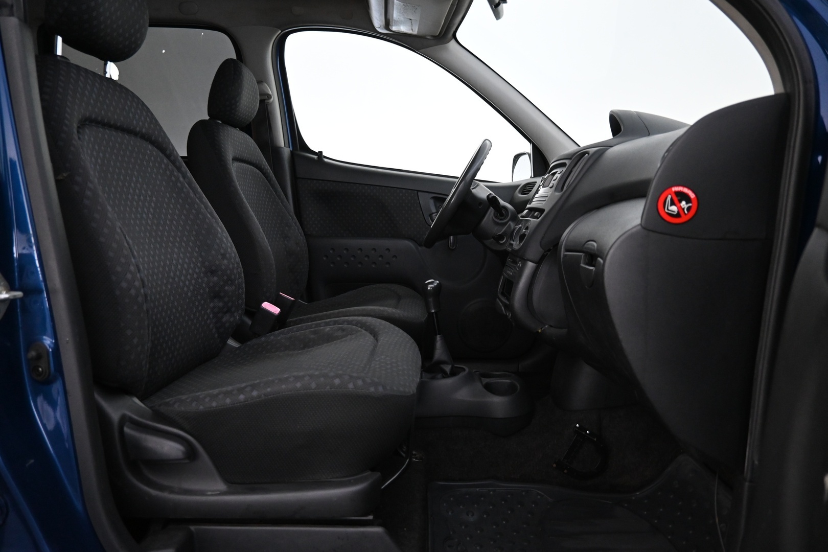 TOYOTA Yaris Verso 2005
