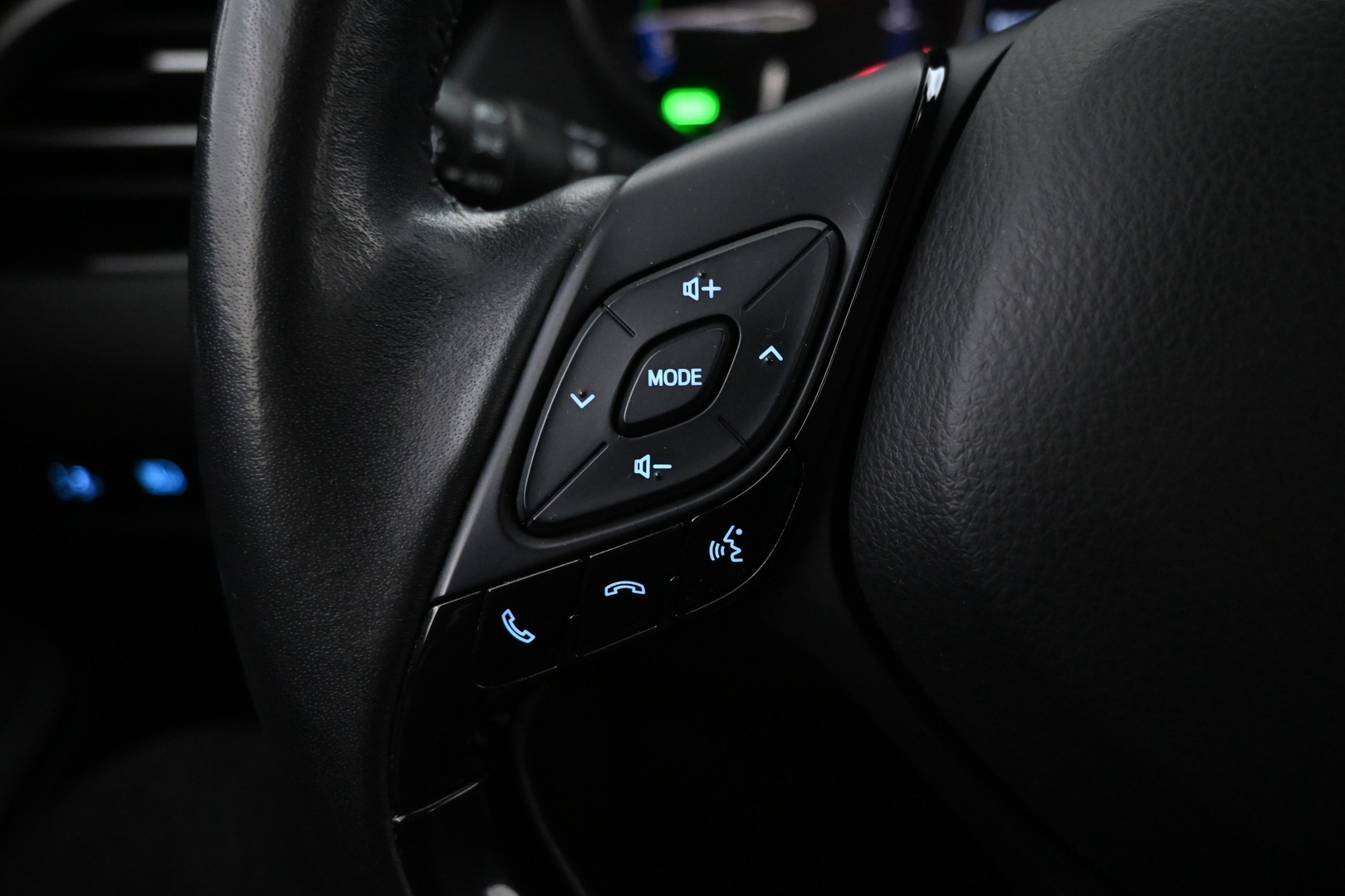 TOYOTA C-HR 2020