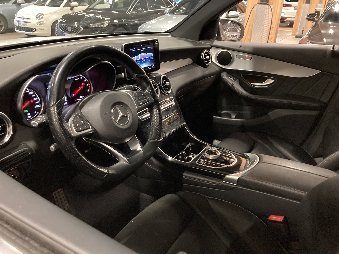 MERCEDES-BENZ GLC 2017