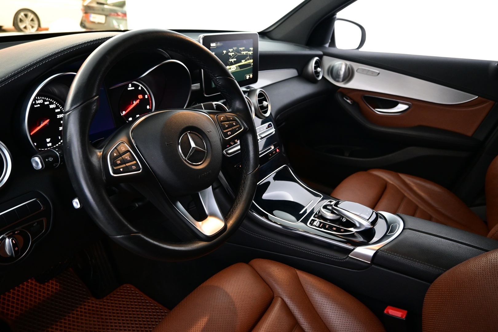 MERCEDES-BENZ GLC 2017