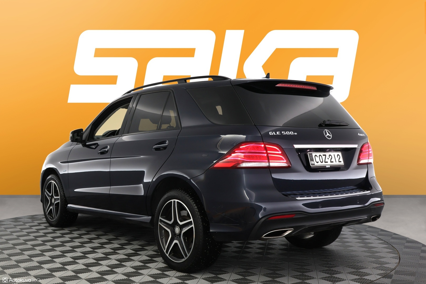 MERCEDES-BENZ GLE 2016