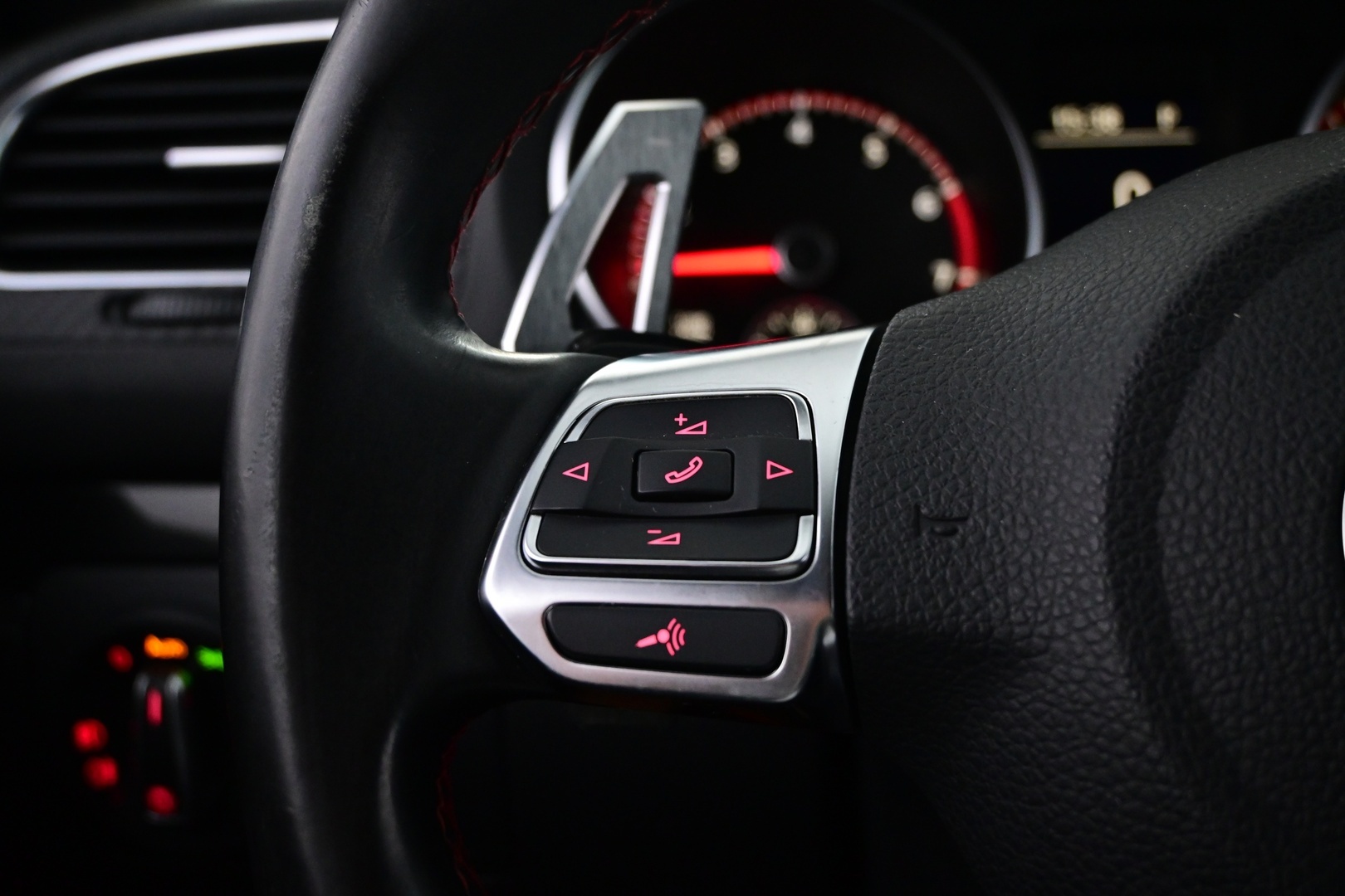 VOLKSWAGEN Golf 2011