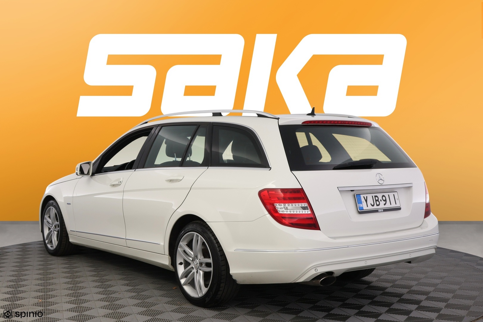 MERCEDES-BENZ C 2011
