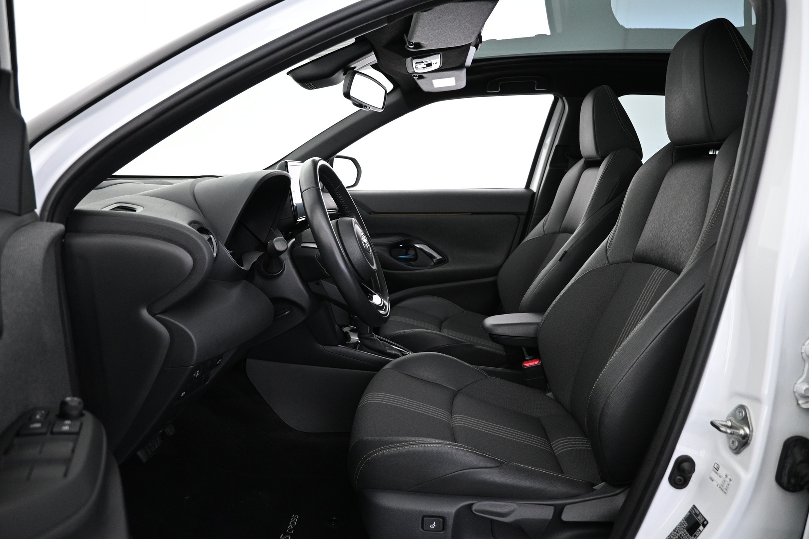 TOYOTA Yaris Cross 2022