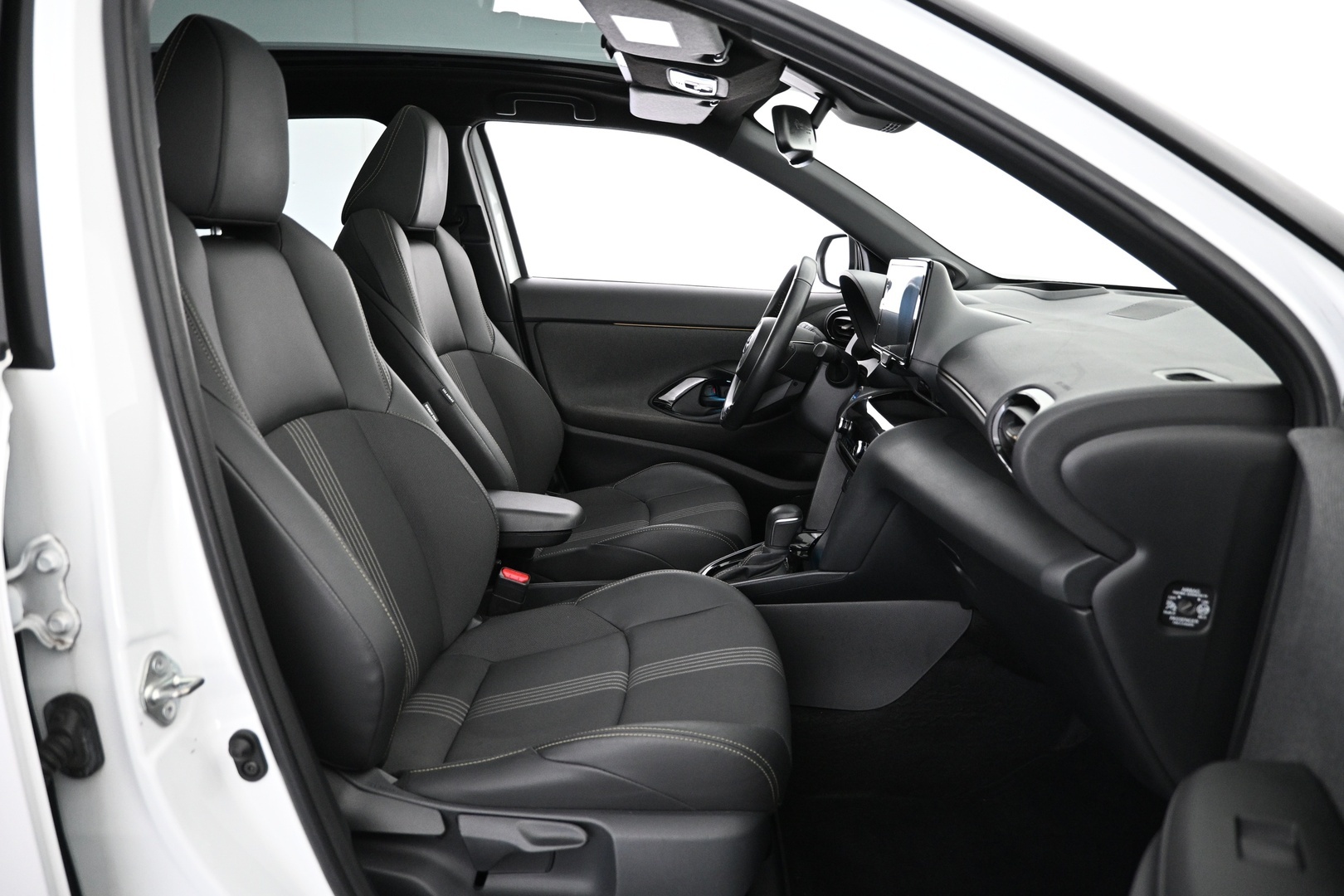 TOYOTA Yaris Cross 2022