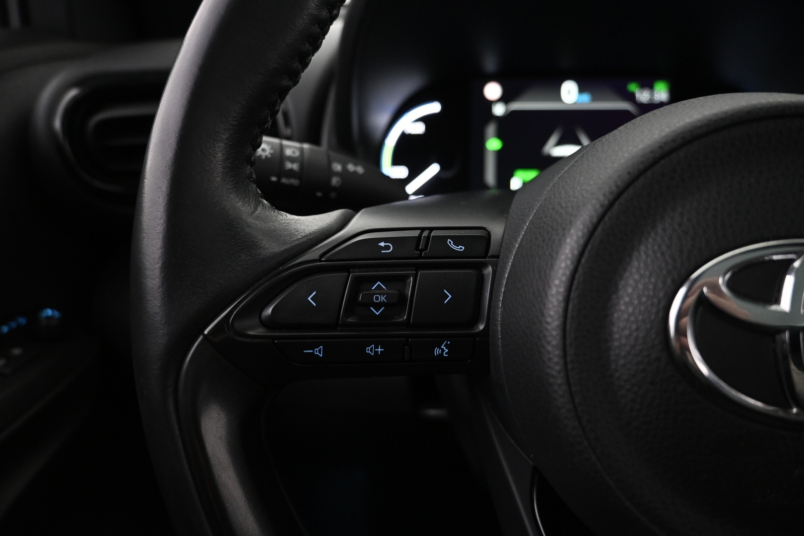 TOYOTA Yaris Cross 2022