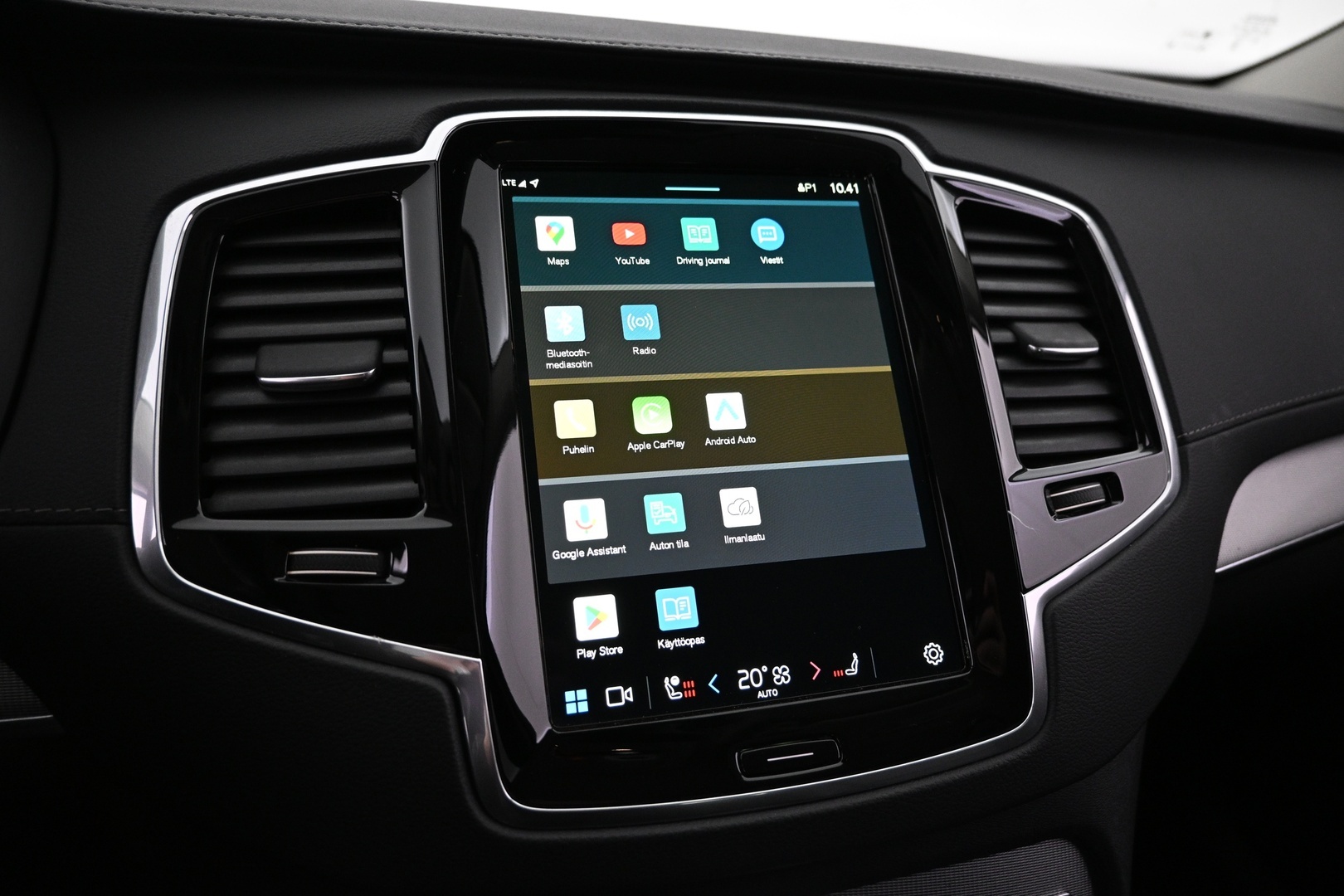 VOLVO XC90 2024