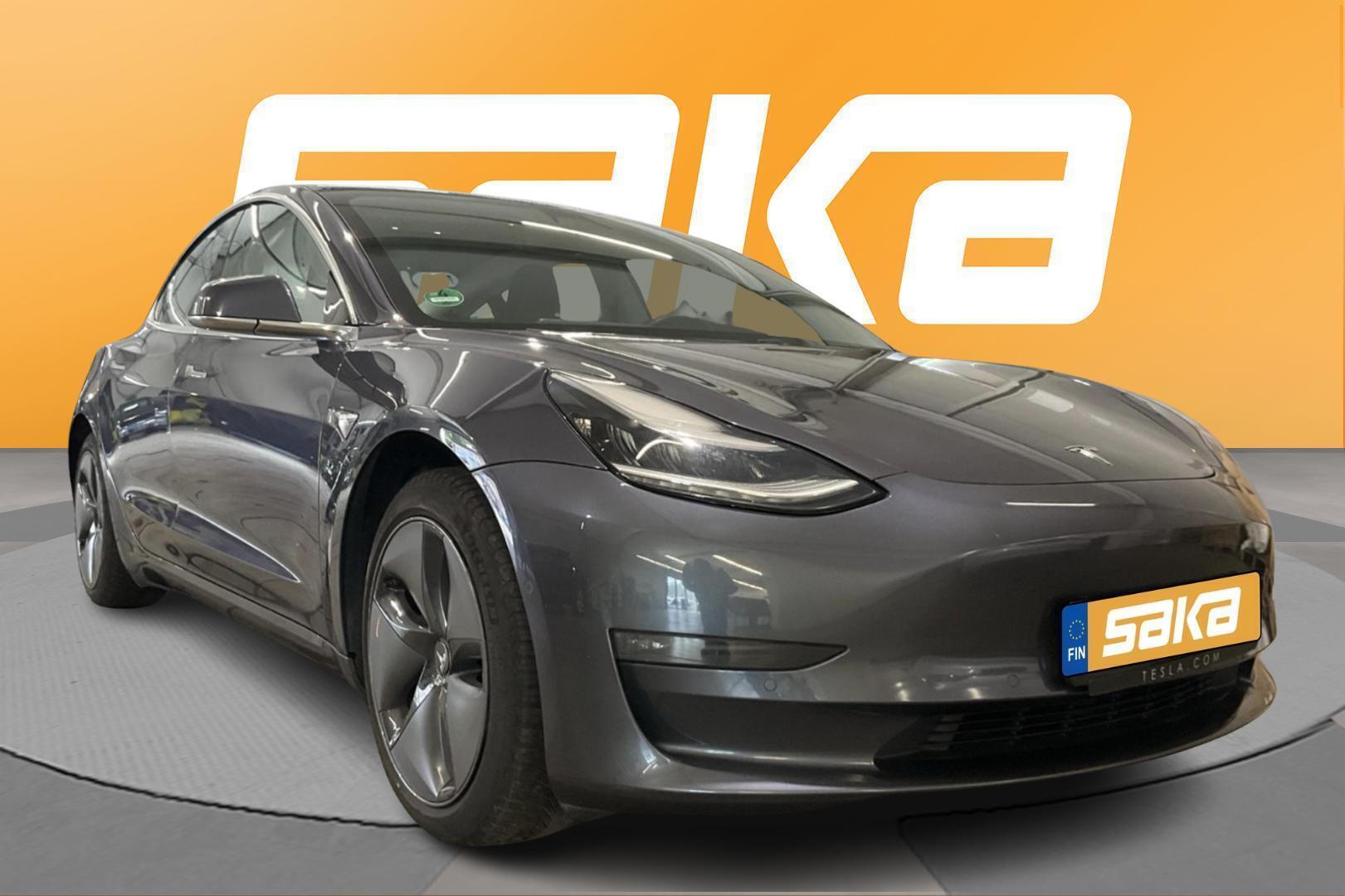 TESLA Model 3 2019